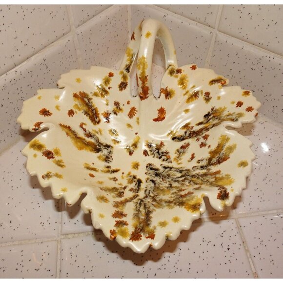 Vintage Handled Ceramic maple Leaf Trinket or Candy Dish white gold drip glaze - Picture 7 of 11